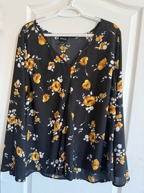 torrid Black Floral V-Neck Blouse with Yellow Flowers
